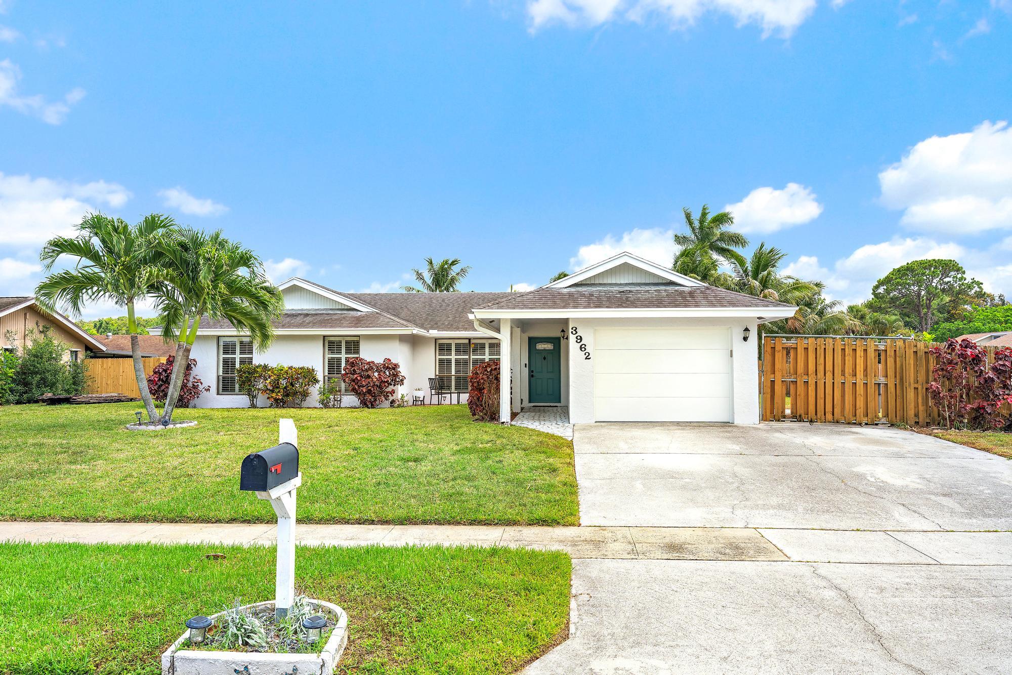 3962 Winfield Road Boynton Beach, FL 33436 - Photo 4 of 22 3962 Winfield Rd