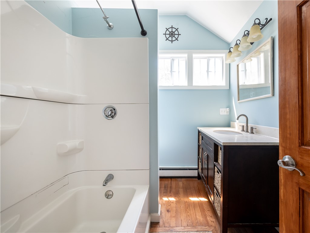 44 Riverside Avenue Warwick, RI 02889 - Photo 19 of 28 Gallery Image 19