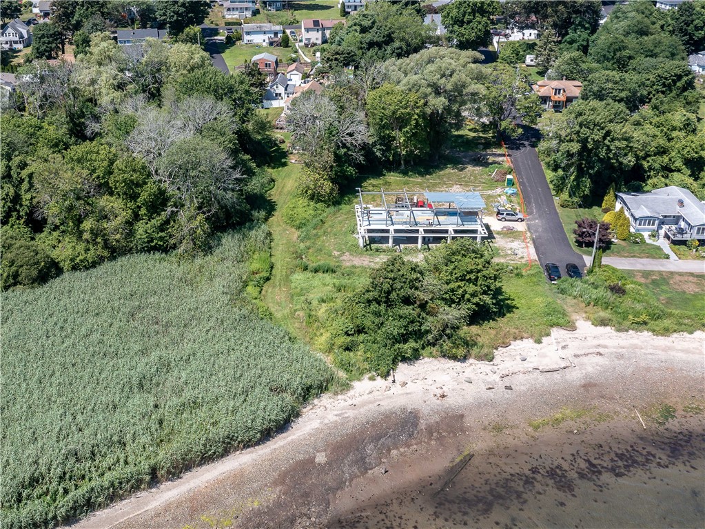 44 Riverside Avenue Warwick, RI 02889 - Photo 3 of 28 Gallery Image 3