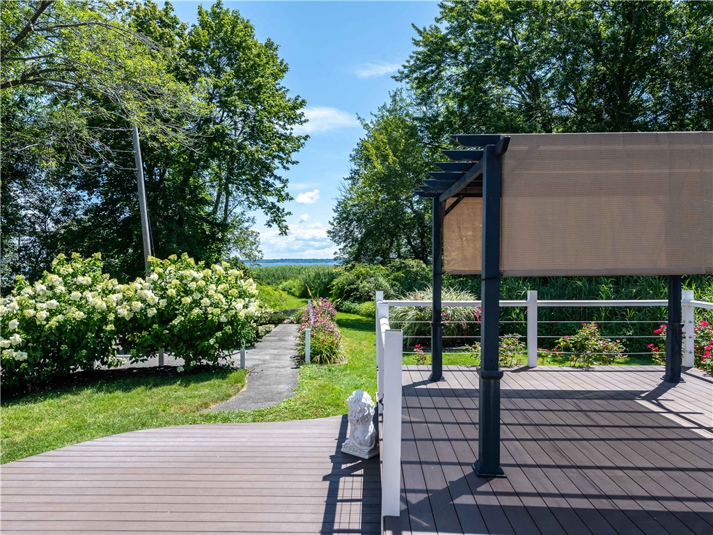 44 Riverside Avenue Warwick, RI 02889 - Photo 7 of 28 Gallery Image 7