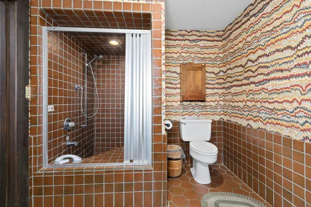 $775,000 | 68 Cardinal Circle, Cadiz, KY 42211