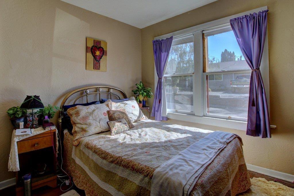 1145 Spring Street Medford, OR 97504 - Photo 6 of 16 Additional Photo