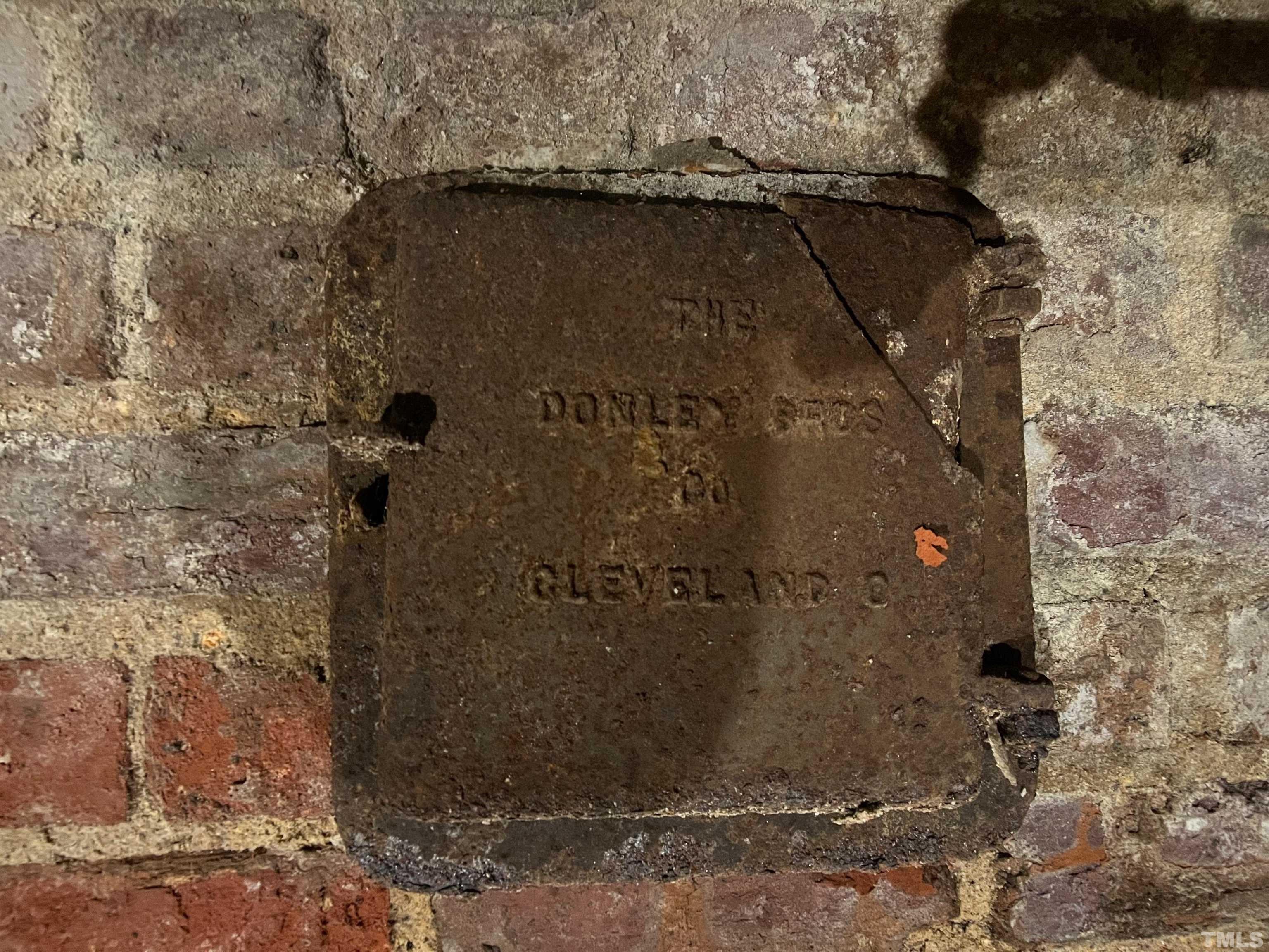 205 Woodburn Road Raleigh, NC 27605 - Photo 16 of 42 a bathroom with a shower