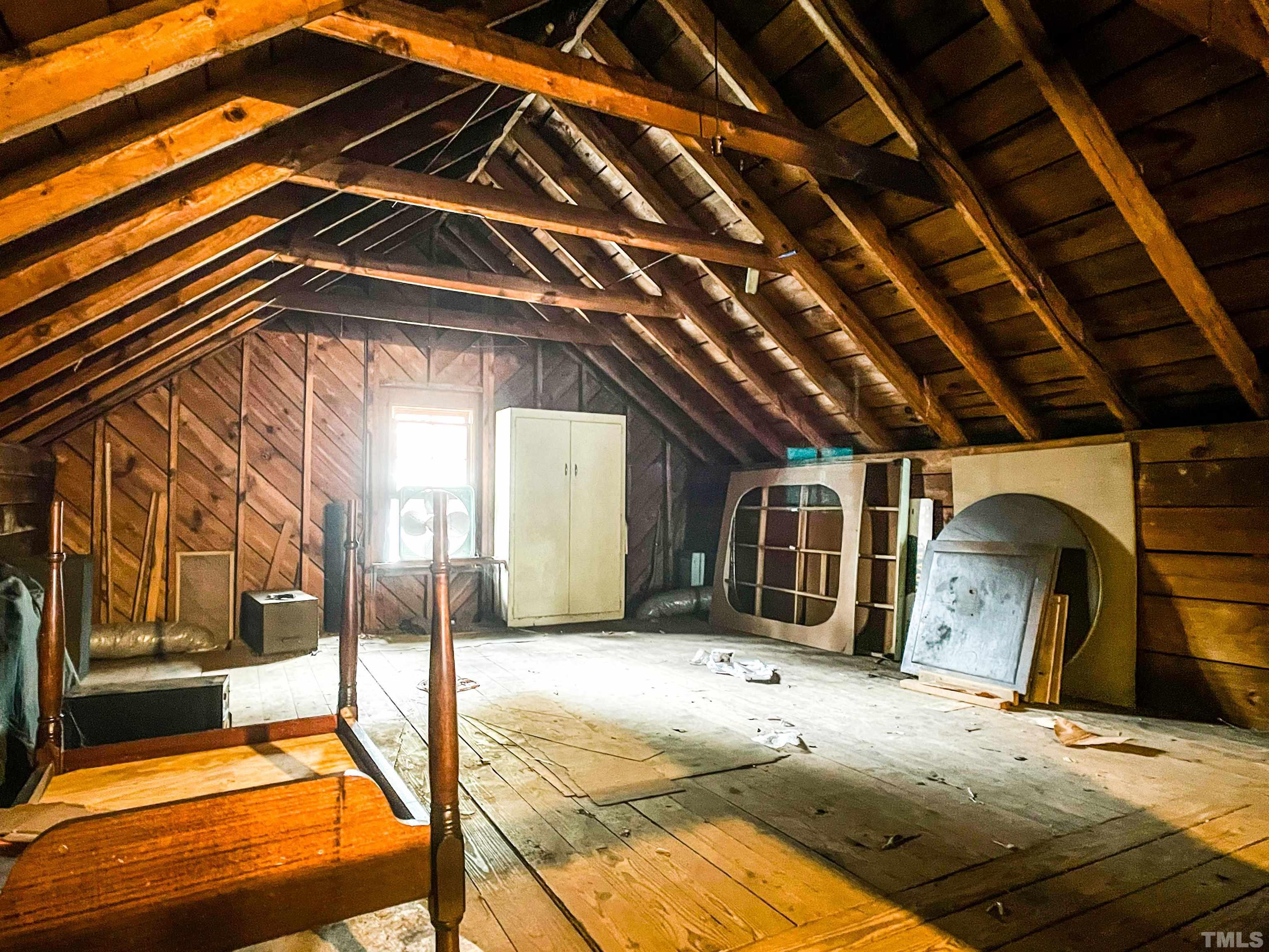 205 Woodburn Road Raleigh, NC 27605 - Photo 30 of 42 a view of a indoor swimming pool
