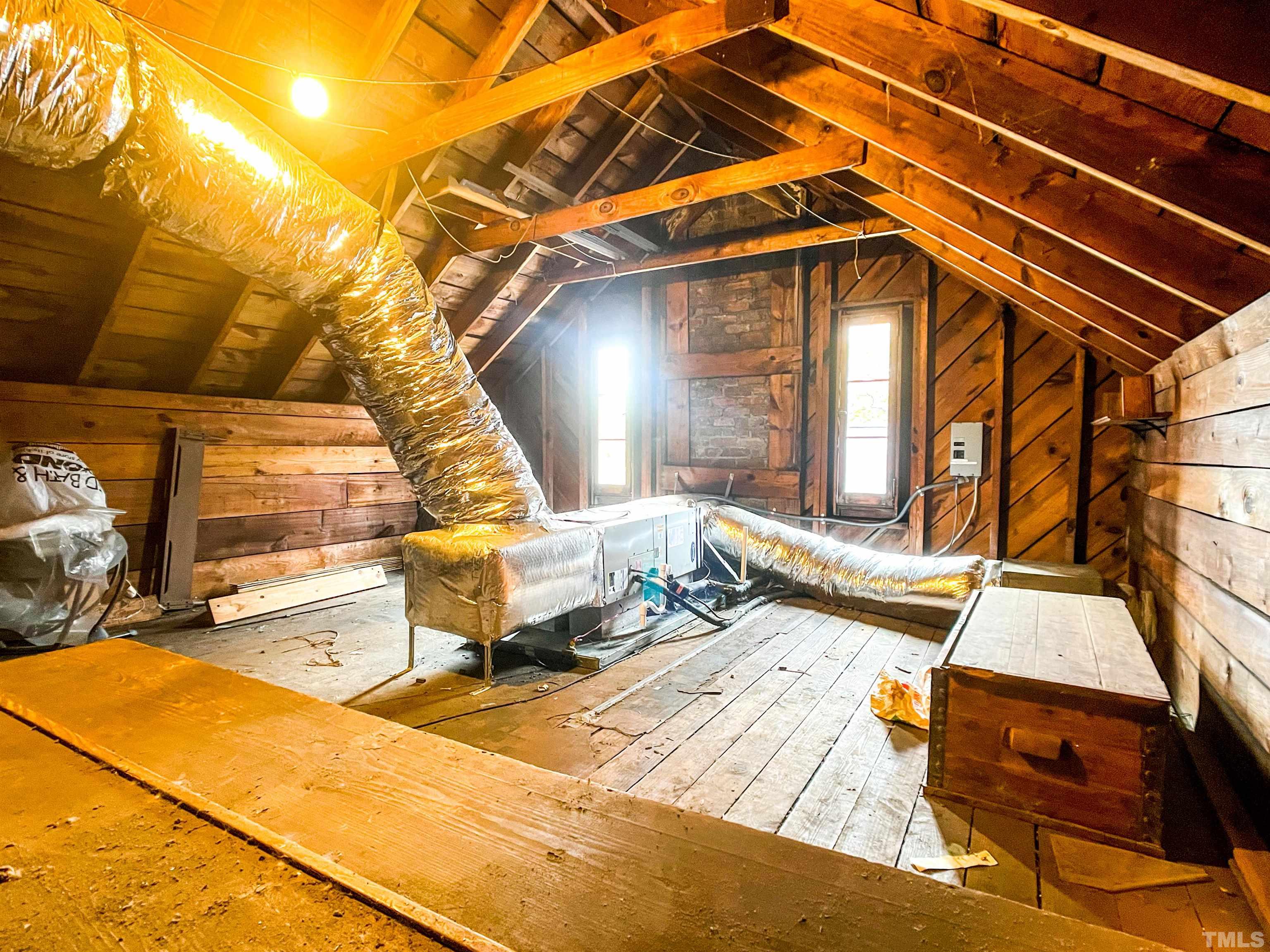 205 Woodburn Road Raleigh, NC 27605 - Photo 31 of 42 a view of a patio with a table and chairs