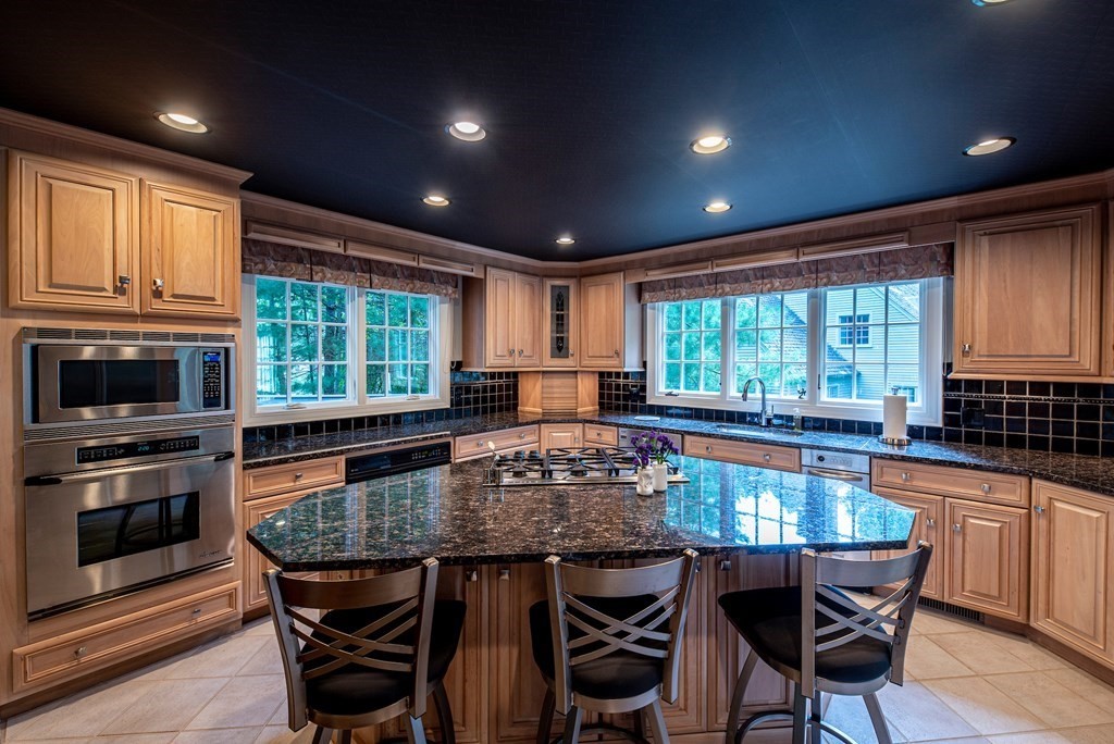 17 Phillips Pond Road Natick, MA 01760 - Photo 12 of 29