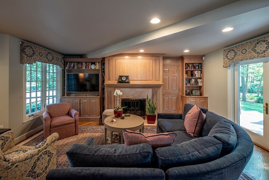 17 Phillips Pond Road Natick, MA 01760 - Photo 16 of 29