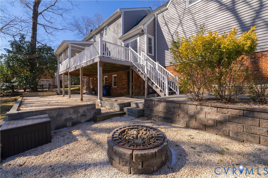 5307 Krag Road Chester, VA 23831 - Photo 13 of 49 a view of a building with a yard