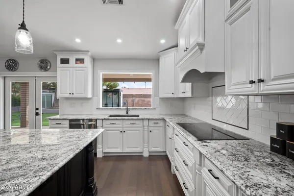 $999,000 | 409 East Carol Ann Way, Phoenix, AZ 85022