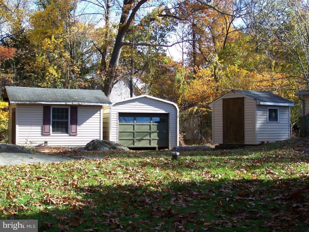 5356 Clymer Road Quakertown, PA 18951 - Photo 9 of 39 Gallery Image 9