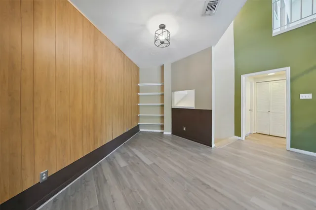 $199,000 | 4144 Greystone Way, Unit 305, Sugar Land, TX 77479