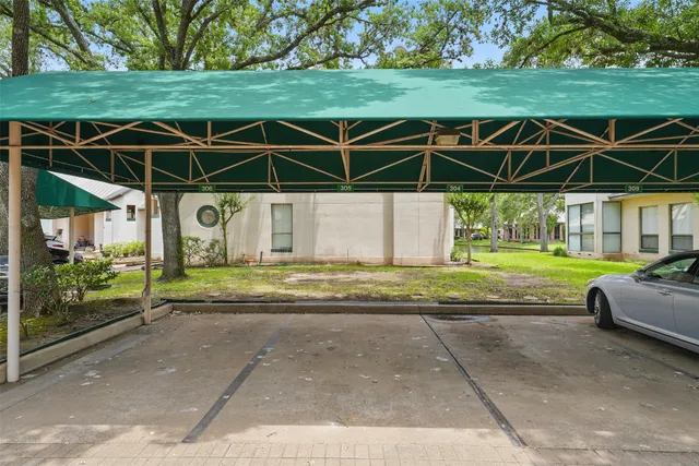 $199,000 | 4144 Greystone Way, Unit 305, Sugar Land, TX 77479