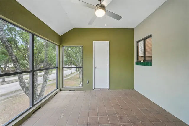 $199,000 | 4144 Greystone Way, Unit 305, Sugar Land, TX 77479