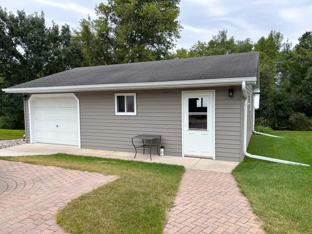 $499,000 | 1227 Riverside Drive, Detroit Lakes, MN 56501