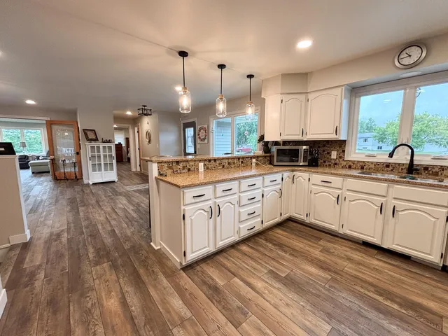 $499,000 | 1227 Riverside Drive, Detroit Lakes, MN 56501