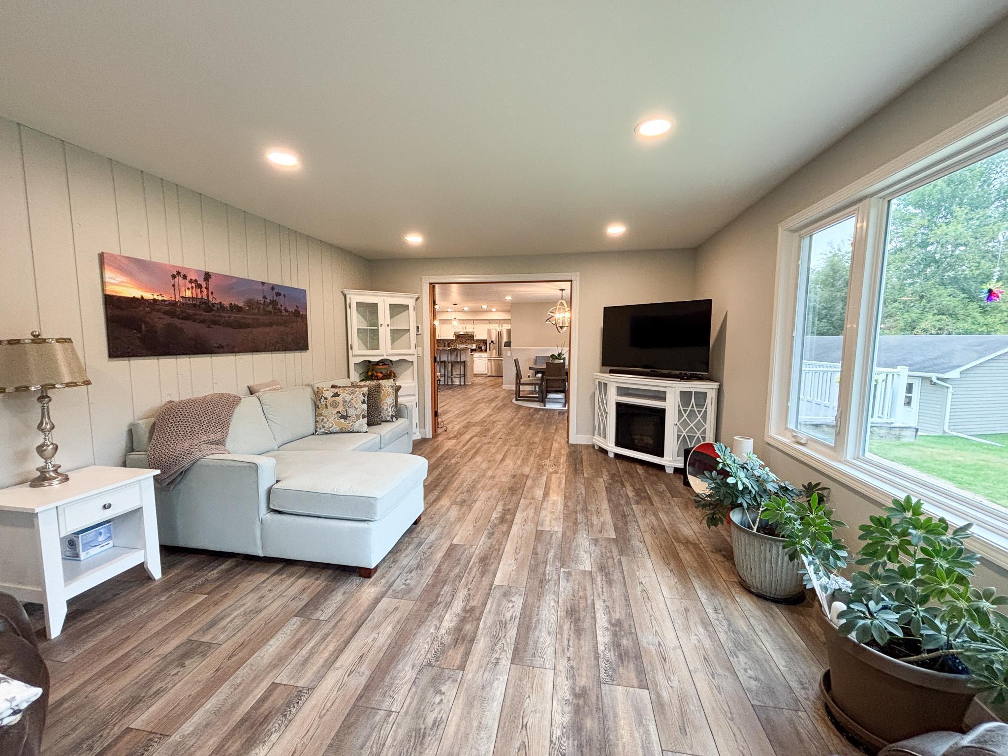 1227 Riverside Drive Detroit Lakes, MN 56501 - Photo 10 of 57