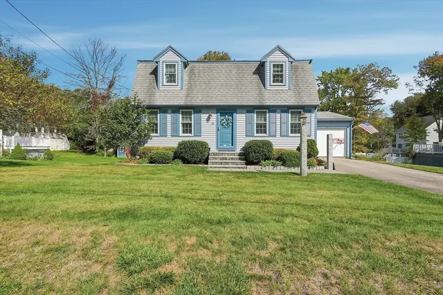 $650,000 | 35 Orchard Street, Amesbury, MA 01913