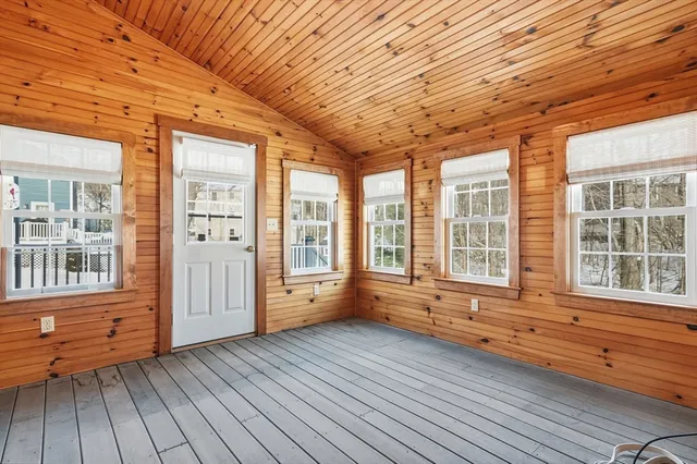 $650,000 | 35 Orchard Street, Amesbury, MA 01913