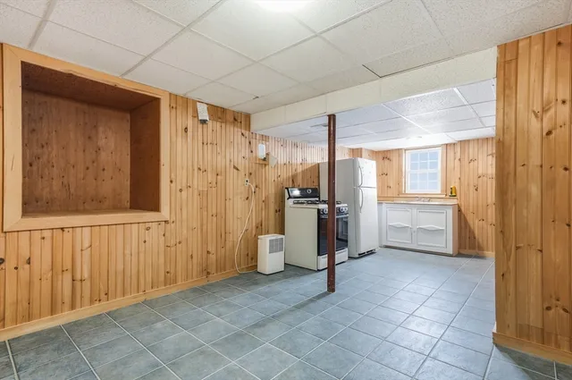 $650,000 | 35 Orchard Street, Amesbury, MA 01913