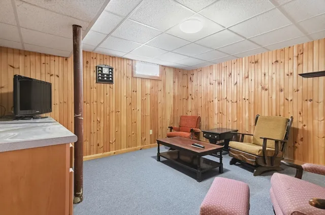 $650,000 | 35 Orchard Street, Amesbury, MA 01913