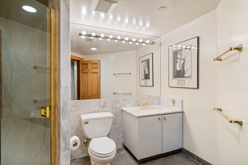 100 Fulton Street, Unit 5W Boston, MA 02109 - Photo 19 of 30