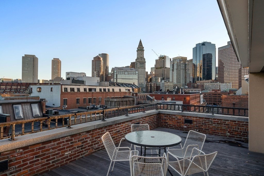 100 Fulton Street, Unit 5W Boston, MA 02109 - Photo 21 of 30
