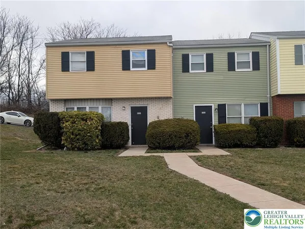 $1,695 | 107 East Hillcrest Lane, Unit C21, Slatington, PA 18080