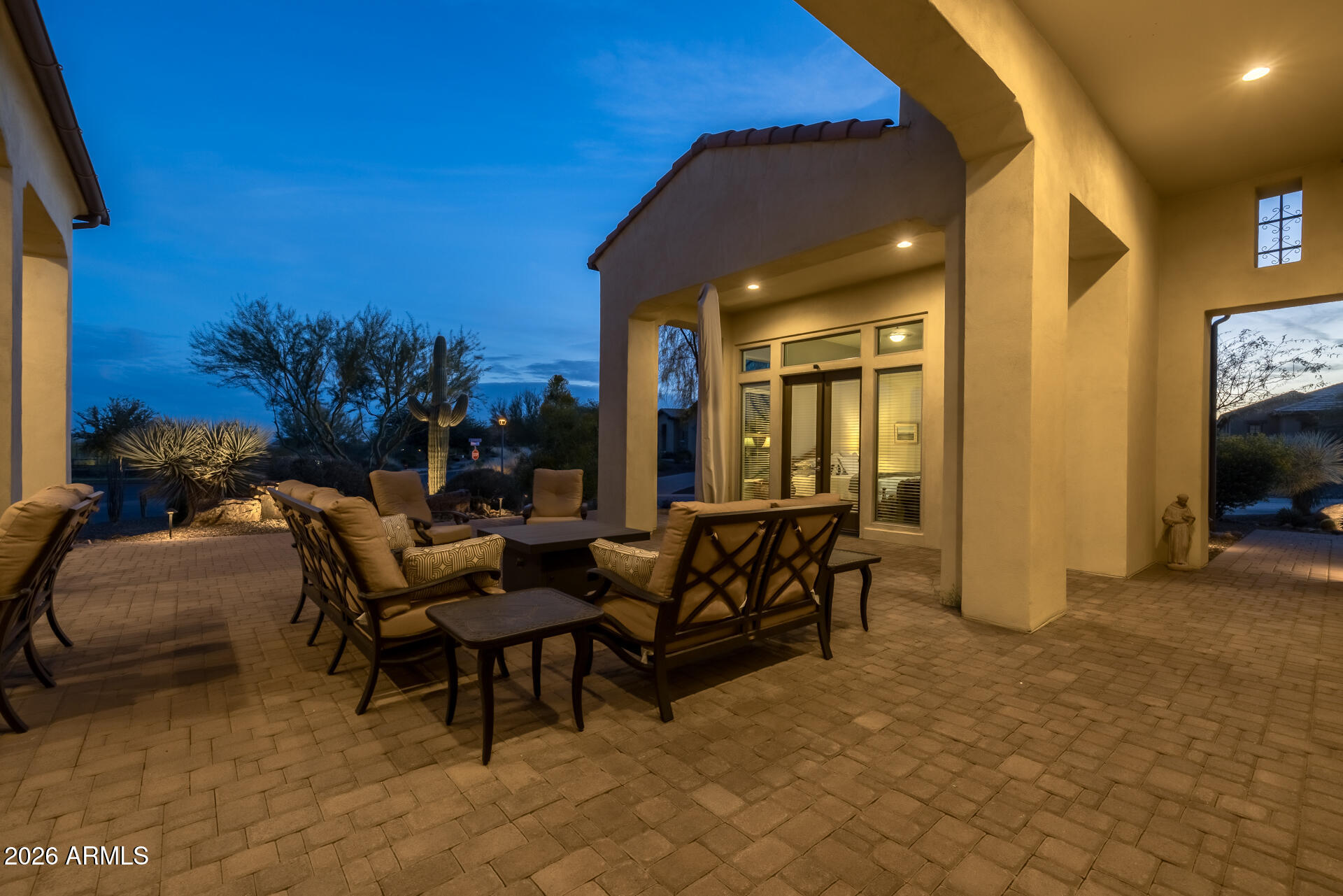 17420 East Monument Court Rio Verde, AZ 85263 - Photo 11 of 70 12) FRONT COURTYARD