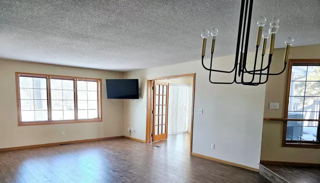 $165,000 | 2208 10th Avenue Southeast, Unit 12, Willmar, MN 56201