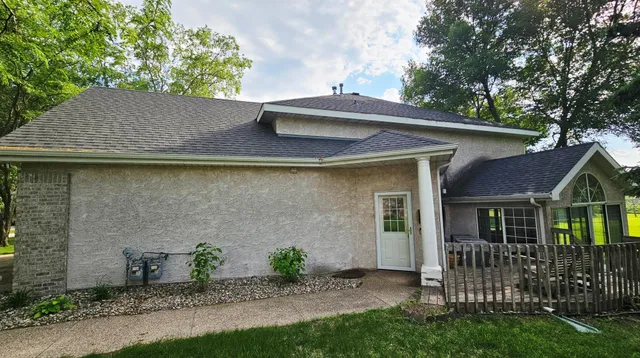 $165,000 | 2208 10th Avenue Southeast, Unit 12, Willmar, MN 56201