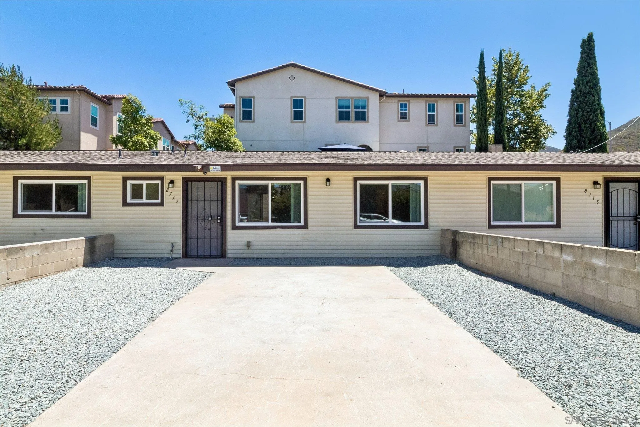 8717 Carribean Way Santee, CA 92071 - Photo 32 of 55