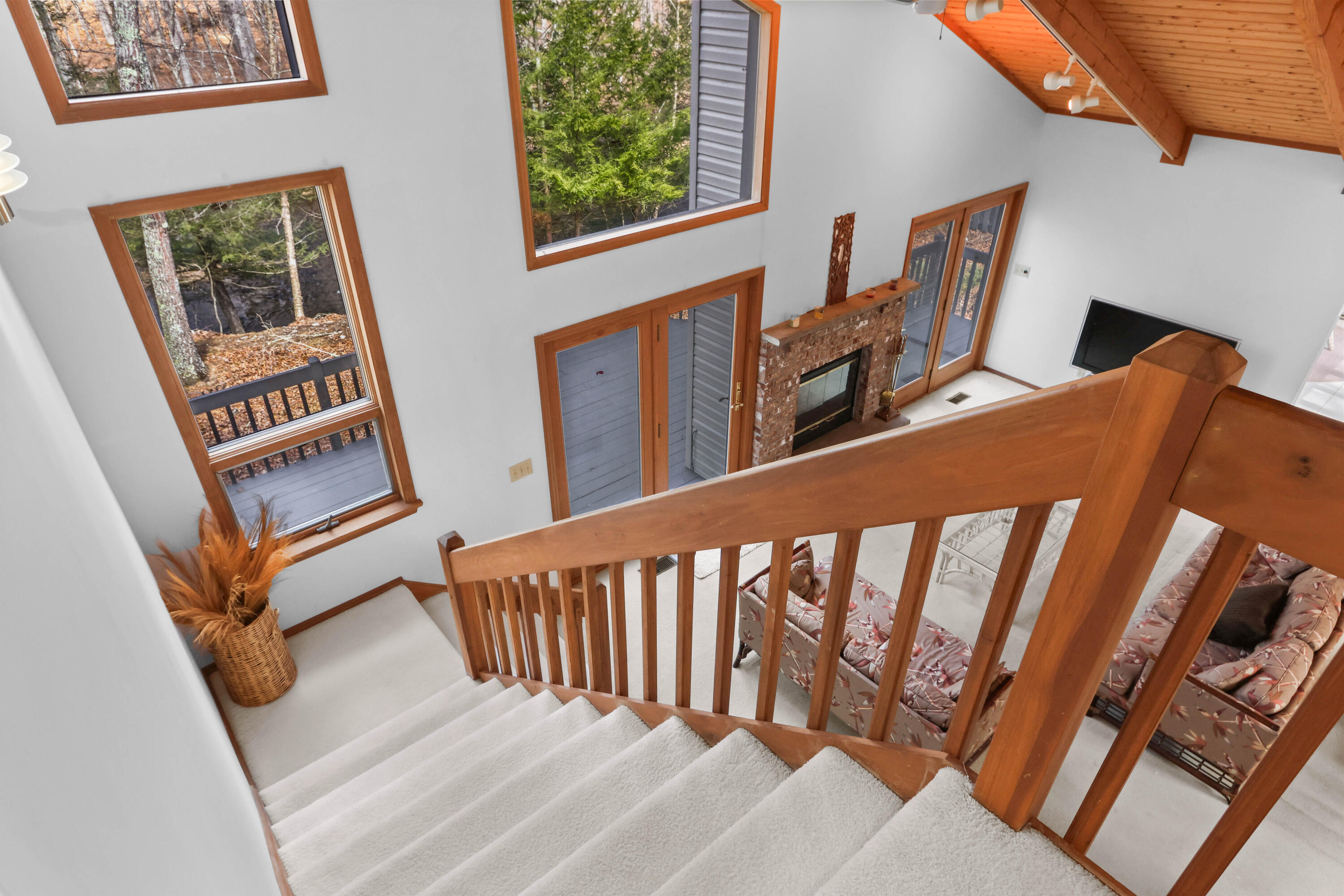 367 Saunders Drive Bushkill, PA 18324 - Photo 43 of 64 095A6998