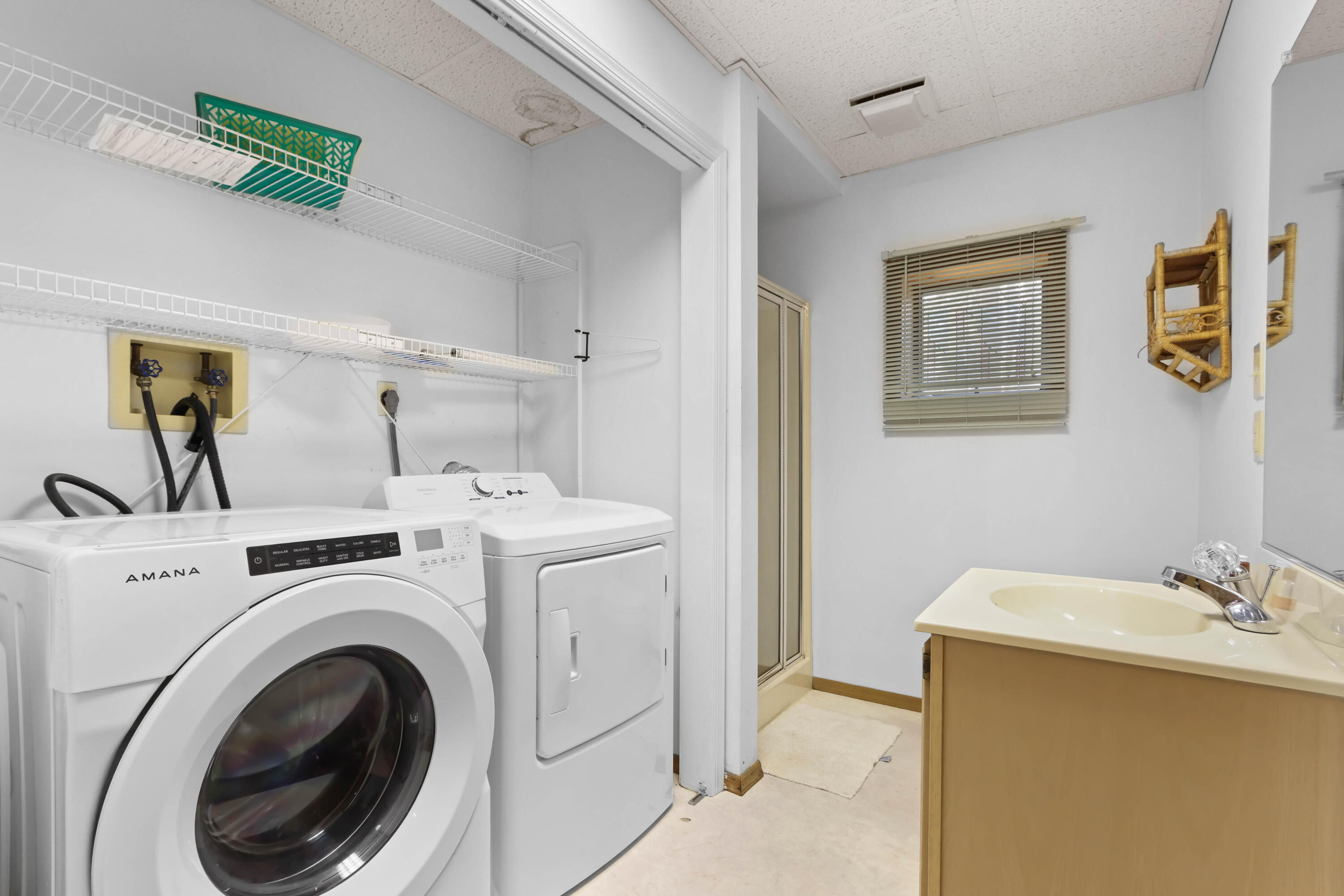 367 Saunders Drive Bushkill, PA 18324 - Photo 46 of 64 095A6928