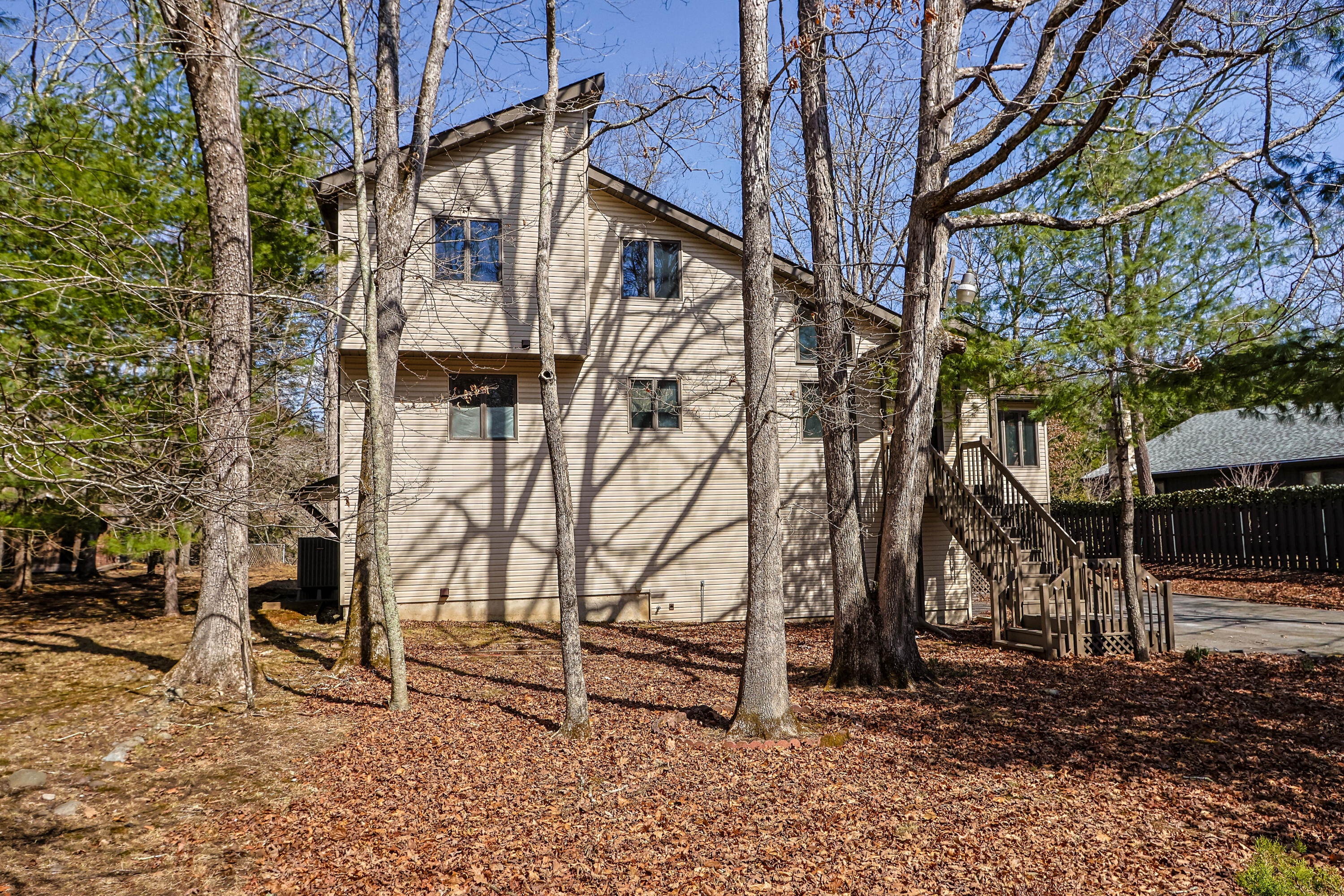 367 Saunders Drive Bushkill, PA 18324 - Photo 55 of 64 095A6737
