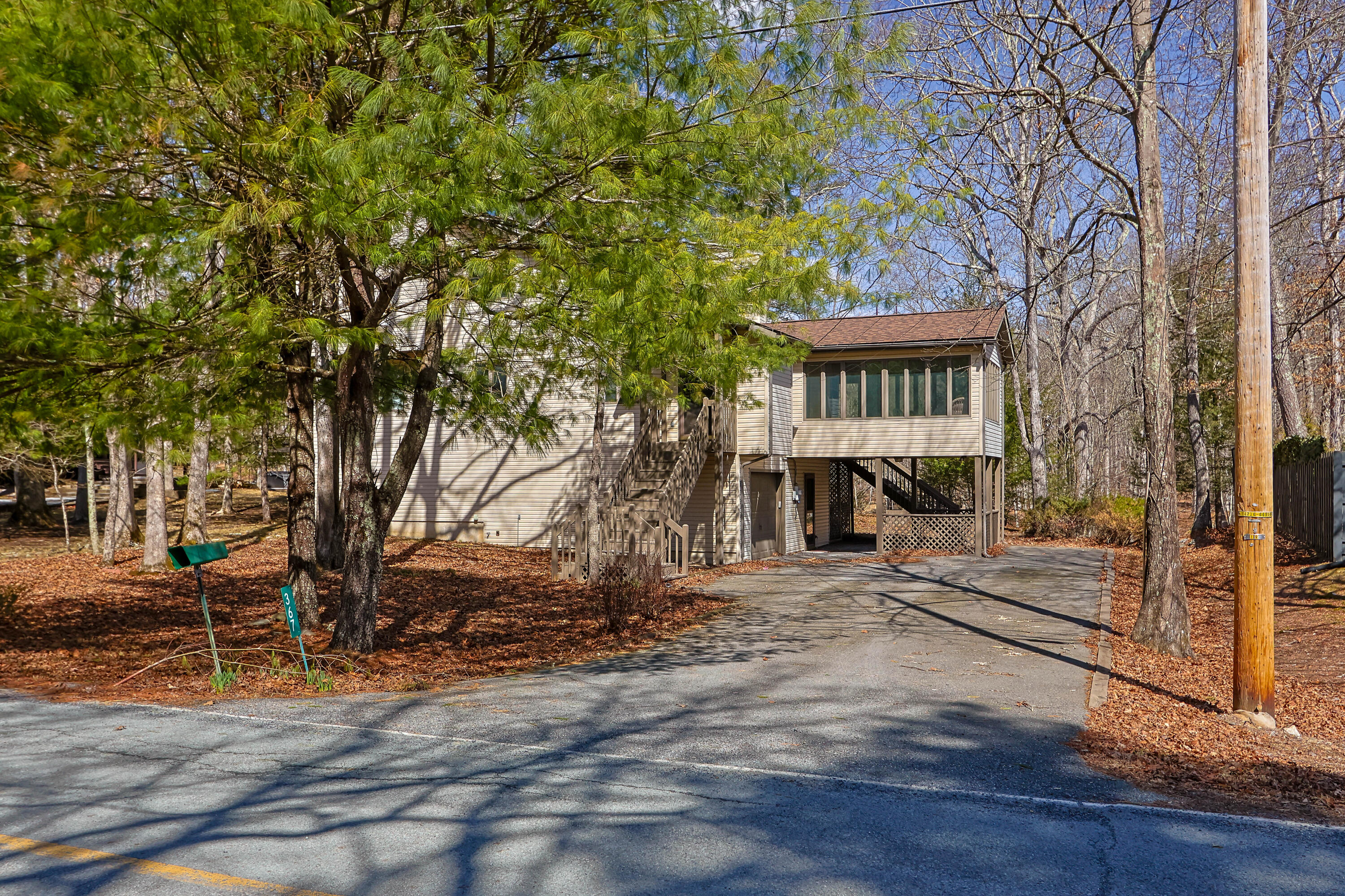 367 Saunders Drive Bushkill, PA 18324 - Photo 57 of 64 095A6729