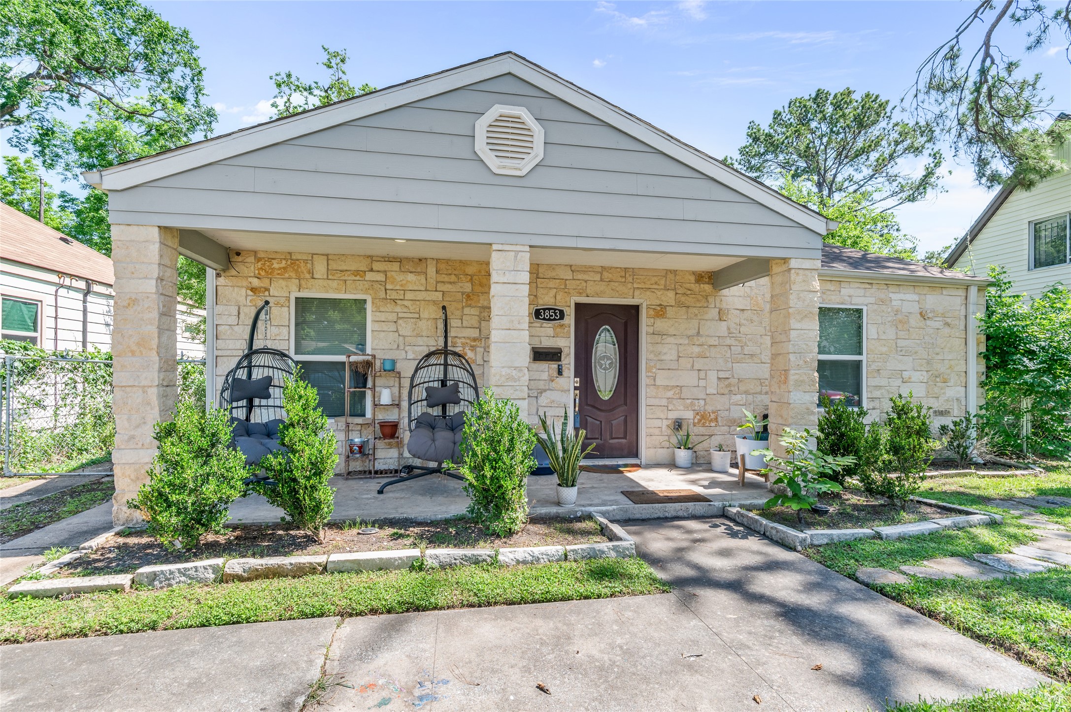 Enjoy sitting on the covered front porch! 