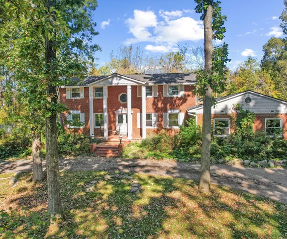 $999,900 | 48000 Eight Mile West, Northville, MI 48167