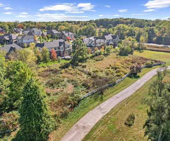 $999,000 | 48000 Eight Mile West, Northville, MI 48167