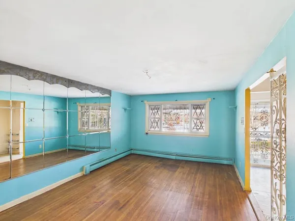 $778,000 | 1256 Allerton Avenue | Bronxwood
