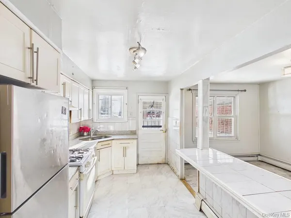 $778,000 | 1256 Allerton Avenue | Bronxwood