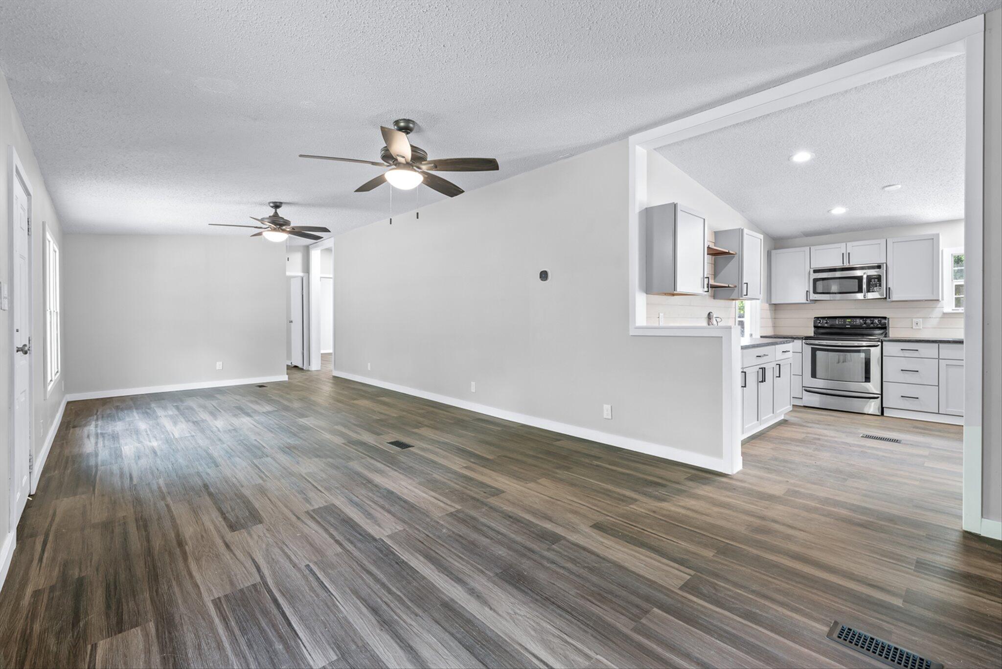 3897 State Rd S-10-1333 Johns Island, SC 29455 - Photo 7 of 36 Kitchen entrance from family room
