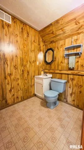 $119,900 | 608 Copp Avenue, Mount Carmel, IL 62863