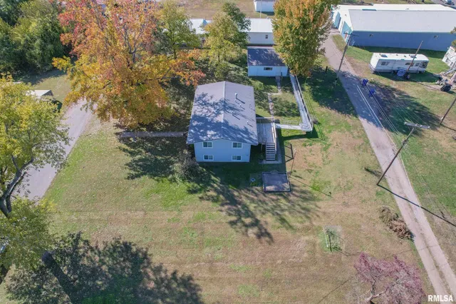 $119,900 | 608 Copp Avenue, Mount Carmel, IL 62863