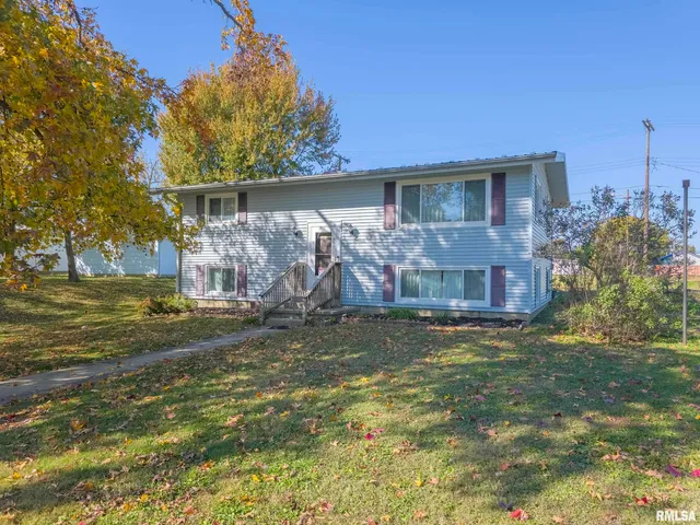 $119,900 | 608 Copp Avenue, Mount Carmel, IL 62863