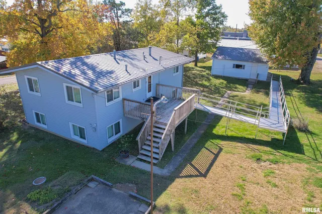 $119,900 | 608 Copp Avenue, Mount Carmel, IL 62863