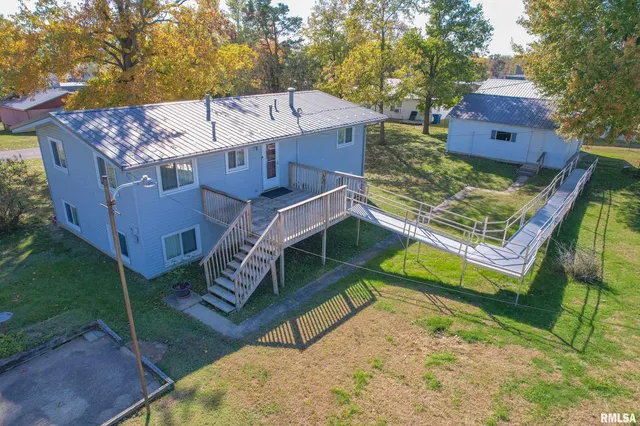 $119,900 | 608 Copp Avenue, Mount Carmel, IL 62863