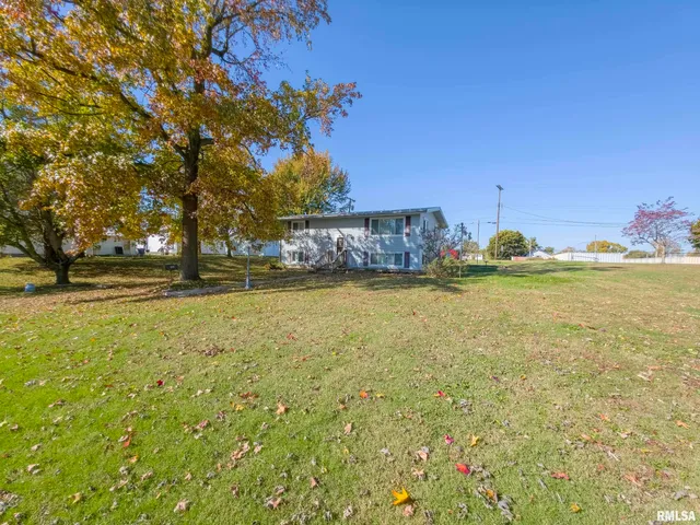 $119,900 | 608 Copp Avenue, Mount Carmel, IL 62863