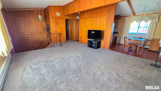 $119,900 | 608 Copp Avenue, Mount Carmel, IL 62863