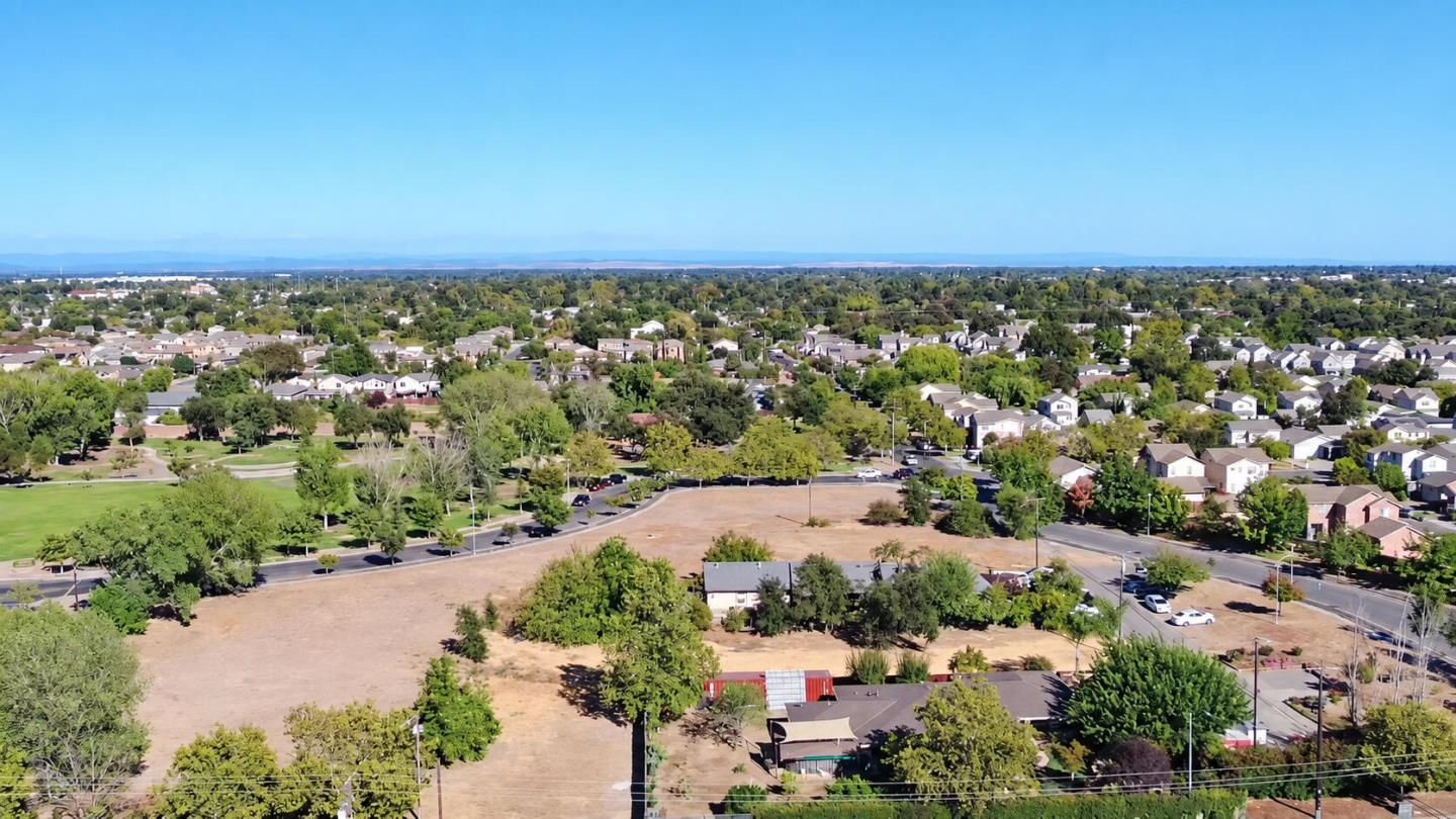 371 Ford Road Sacramento, CA 95838 - Photo 7 of 13 Gallery Image 7