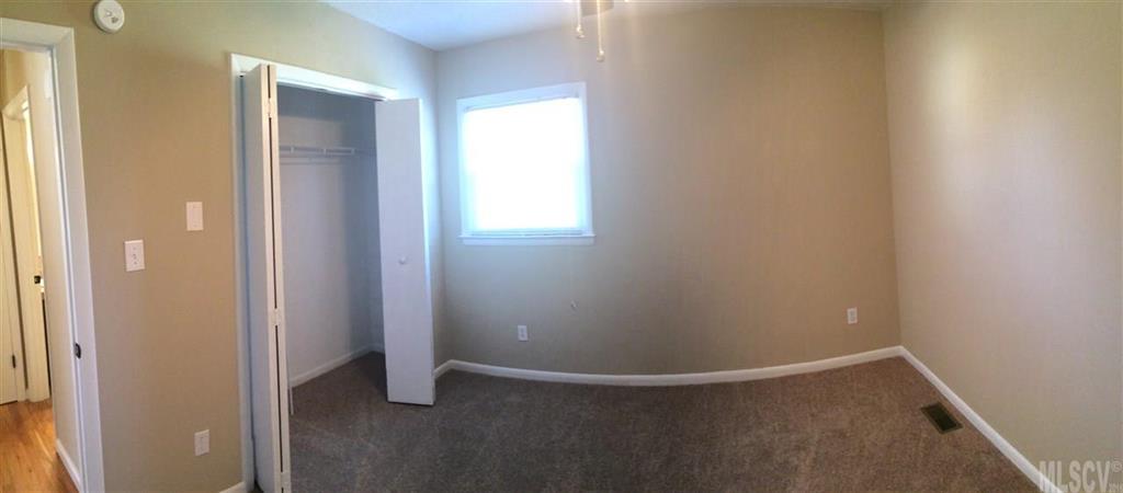 4220 River Road Hickory, NC 28602 - Photo 13 of 17